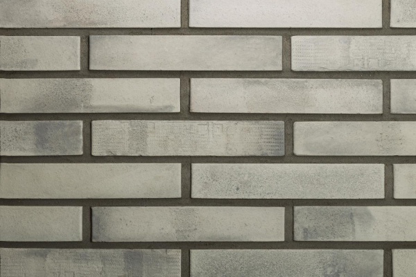 Навесной фасад PETRA в деталях – панель, профиль, крепление